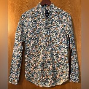 American Eagle Outfitters Multicolor Floral Shirt